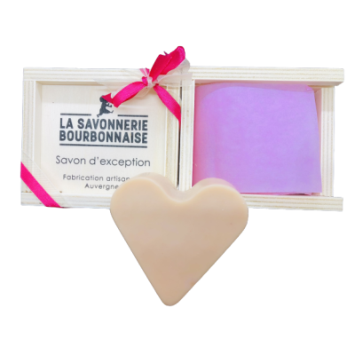 savon en forme de coeur à la rose de Damas